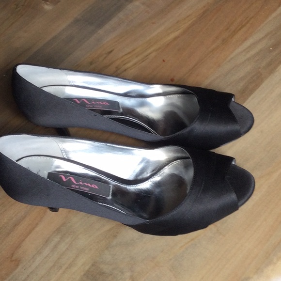 Black Nina Criana-LS Open Toe Pumps - Picture 3 of 15